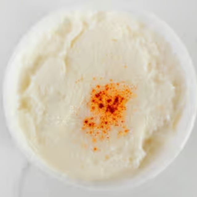 Small Hommous.